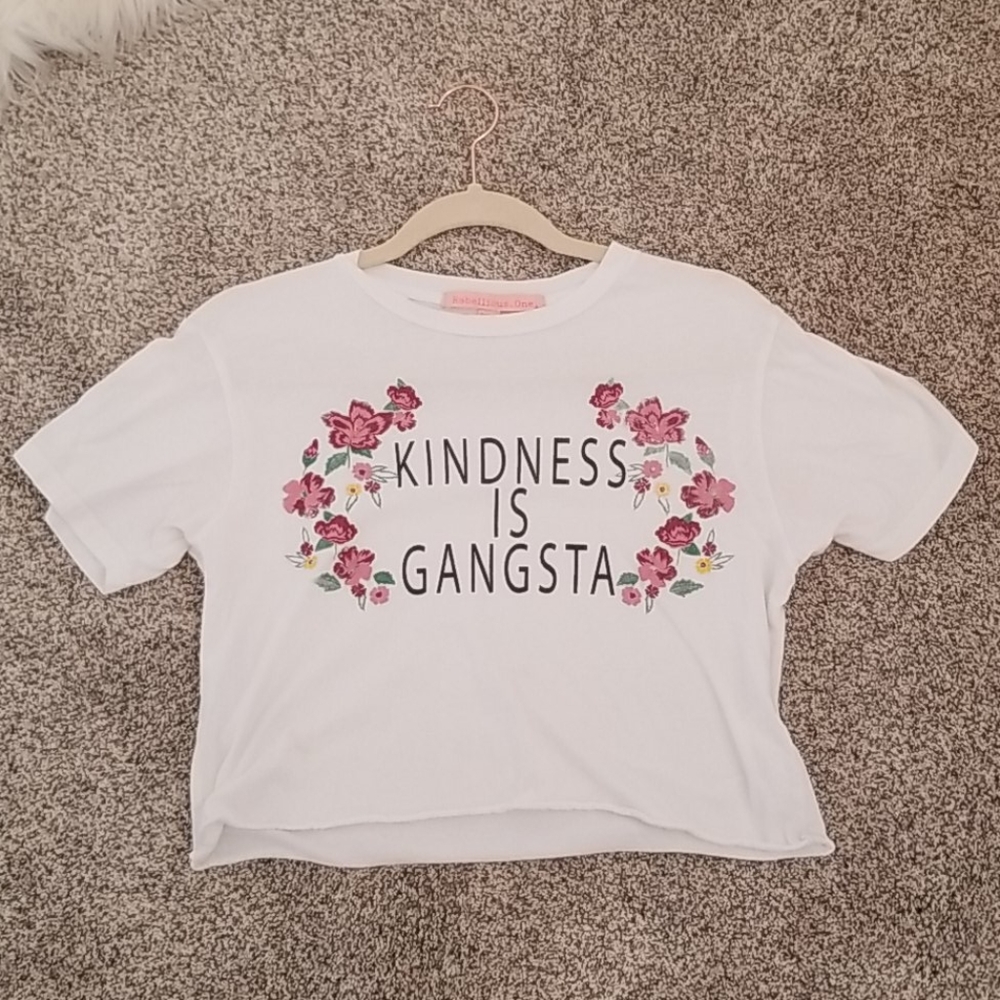 Cropped white t shirt